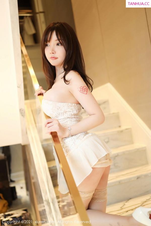 黄米妮  米妮大萌萌 [XiuRen]高清写真图 2021.01.22 No.3033 糯美子MINIbabe第47张图片